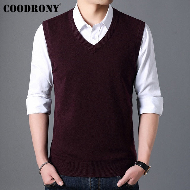 COODRONY Sweater Men Autumn Winter Warm Cashmere Woolen Mens Sweaters Classic Pure Color V-Neck Sleeveless Vest Pull Homme 91020